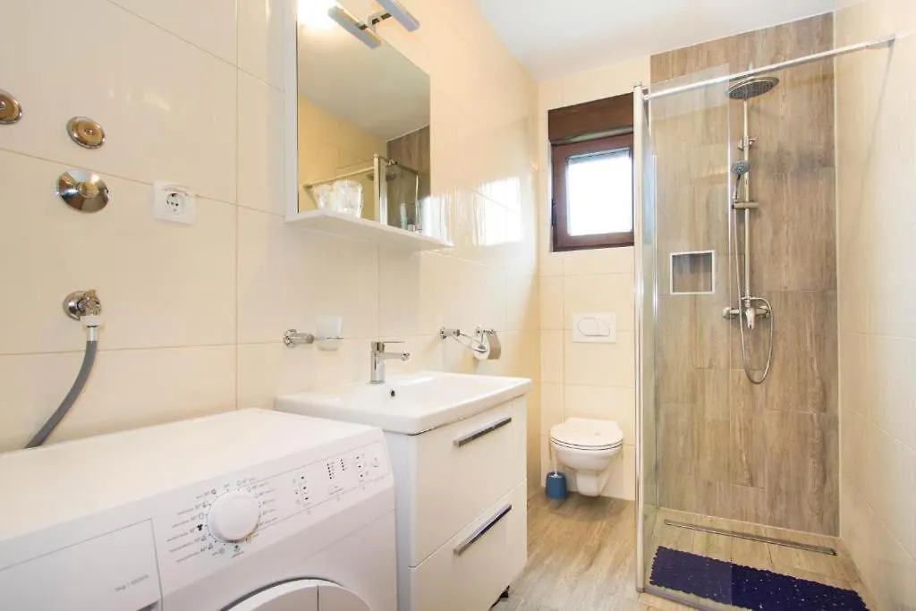 Apartment Villa Patricija-Apartmani Porec